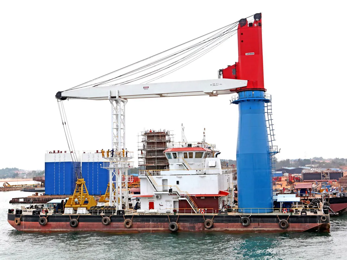 Kapal kren untuk dijual