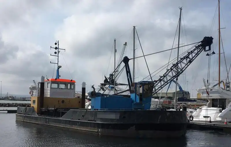 Kapal pengorek untuk dijual