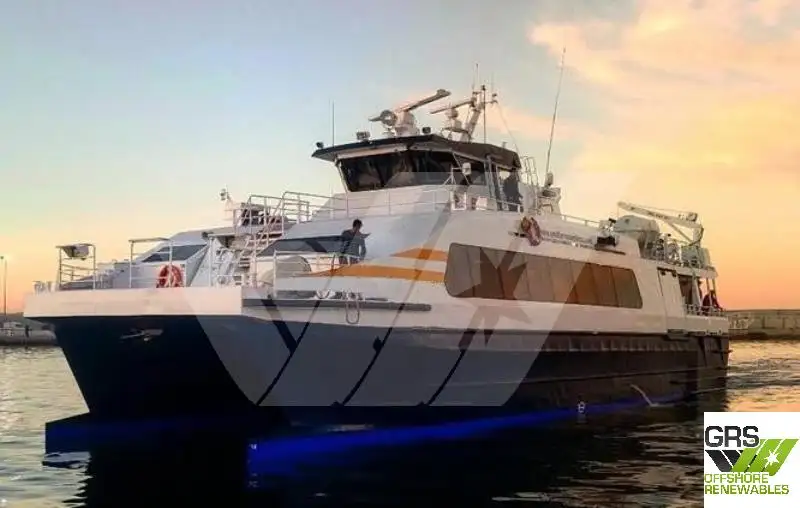 Kapal pelayaran untuk dijual
