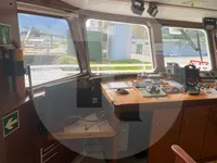 Kapal tinjauan untuk dijual