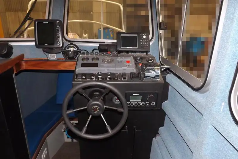 Kapal kerja untuk dijual