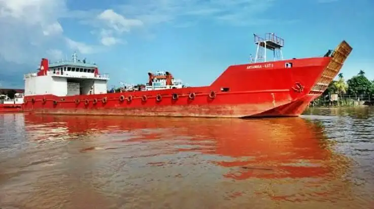 Kapal pendaratan, tangki untuk dijual