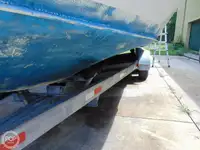 Kapal rondaan untuk dijual