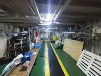 Kapal bekalan untuk dijual