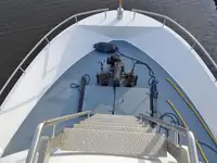 Kapal pelayaran untuk dijual