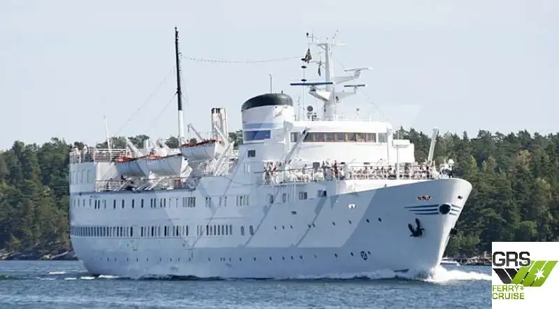 Kapal pelayaran untuk dijual