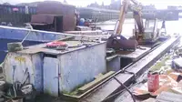 Tongkang untuk dijual