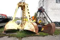 Kapal kren untuk dijual