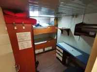 Kapal bekalan untuk dijual