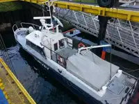 Kapal tinjauan untuk jualan