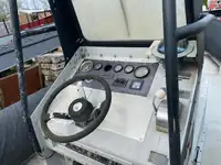 Kapal getah kaku untuk dijual