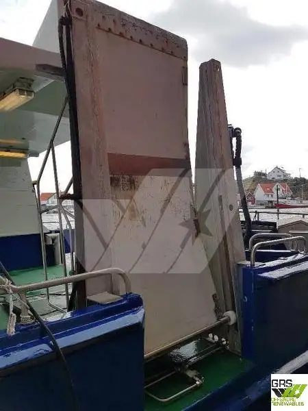 Kapal penginapan untuk dijual
