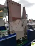 Kapal penginapan untuk dijual