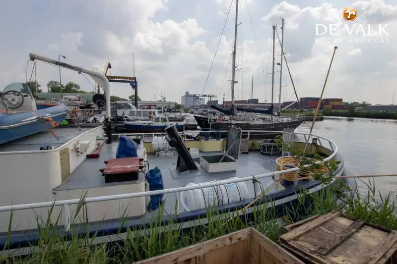 Kapal rondaan untuk dijual