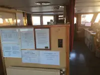 Kapal peti sejuk untuk dijual
