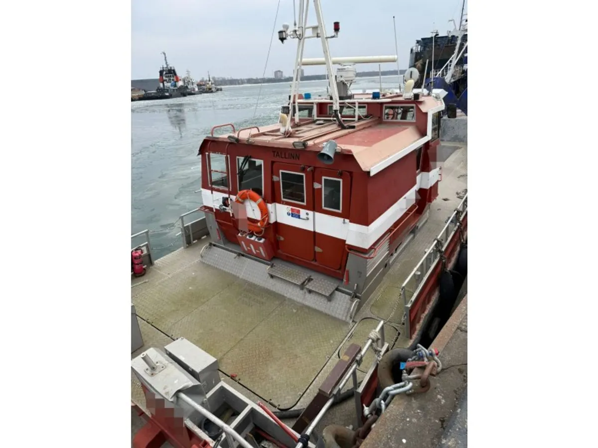 Kapal kerja untuk dijual