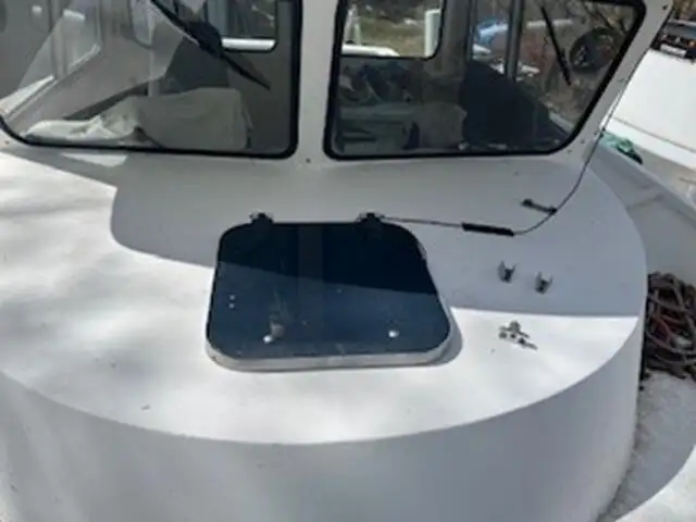 Kapal kerja untuk dijual