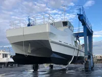 Kapal anak kapal untuk dijual