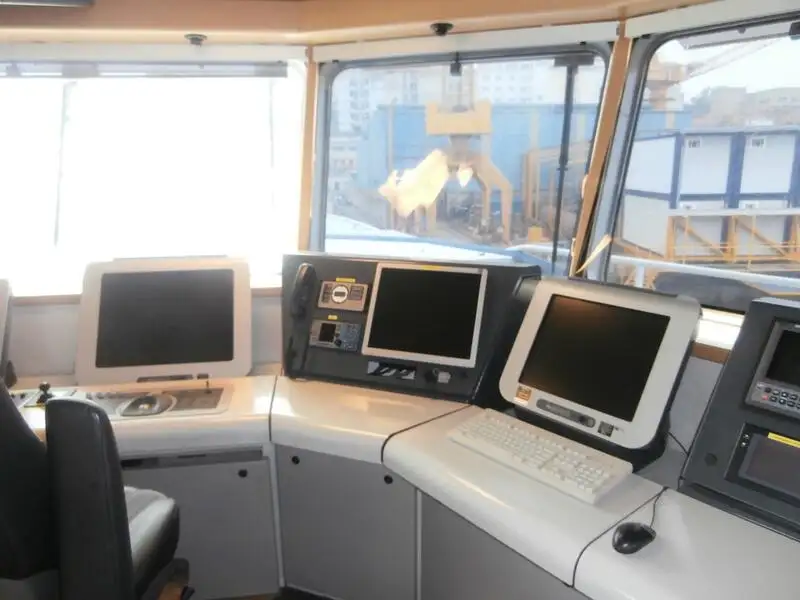 Kapal kontena untuk dijual