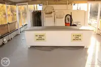 Kapal feri untuk dijual