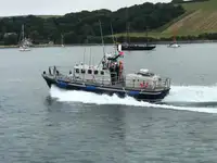 Kapal penyelamat untuk dijual