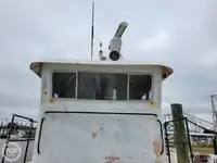 Kapal bekalan untuk dijual