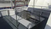 Kapal kerja untuk dijual