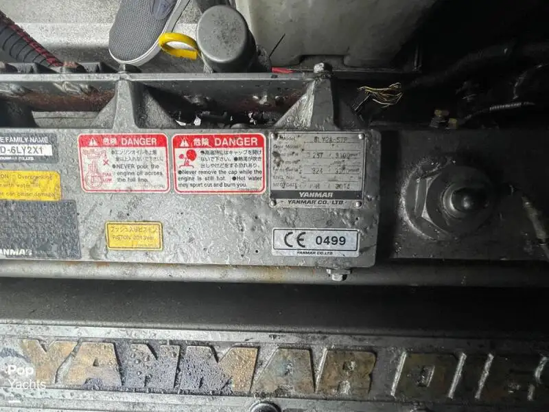 Kapal pelayaran untuk dijual
