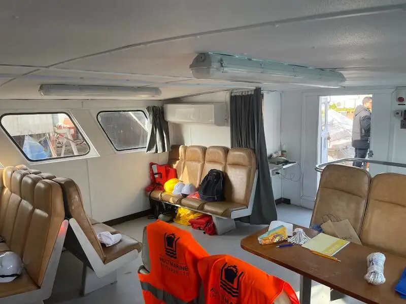 Kapal kontena untuk dijual