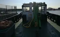 Kapal kerja untuk dijual
