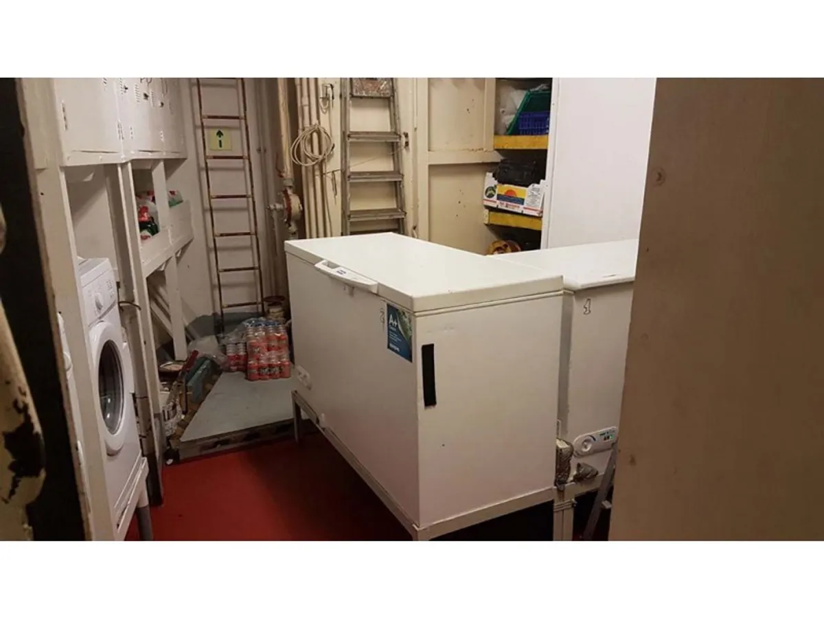 Kapal tunda untuk dijual