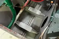 Kapal pelayaran untuk dijual