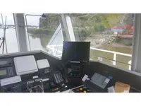Kapal anak kapal untuk dijual