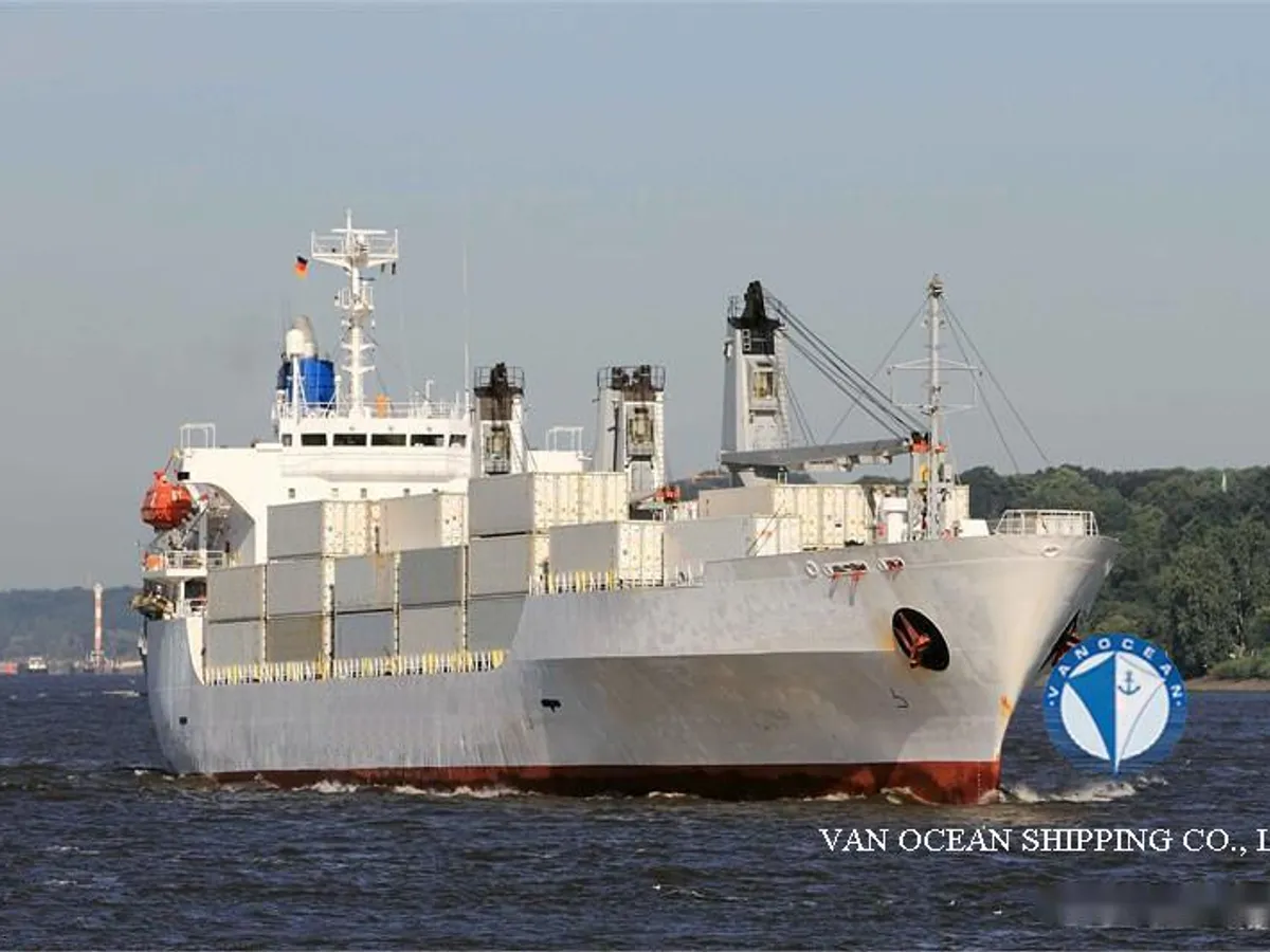 Kapal peti sejuk untuk dijual