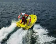 Kapal penyelamat untuk dijual