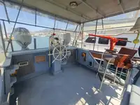 Kapal pemadam kebakaran untuk dijual
