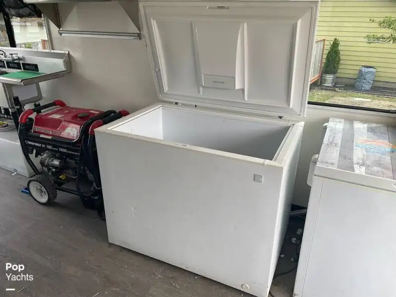Kapal layar untuk dijual