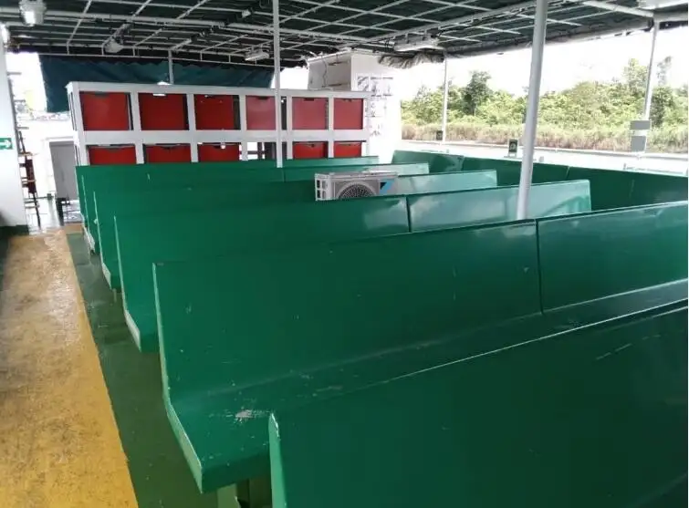Kapal feri untuk dijual