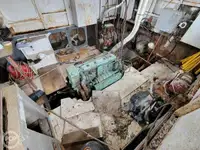 Kapal bekalan untuk dijual