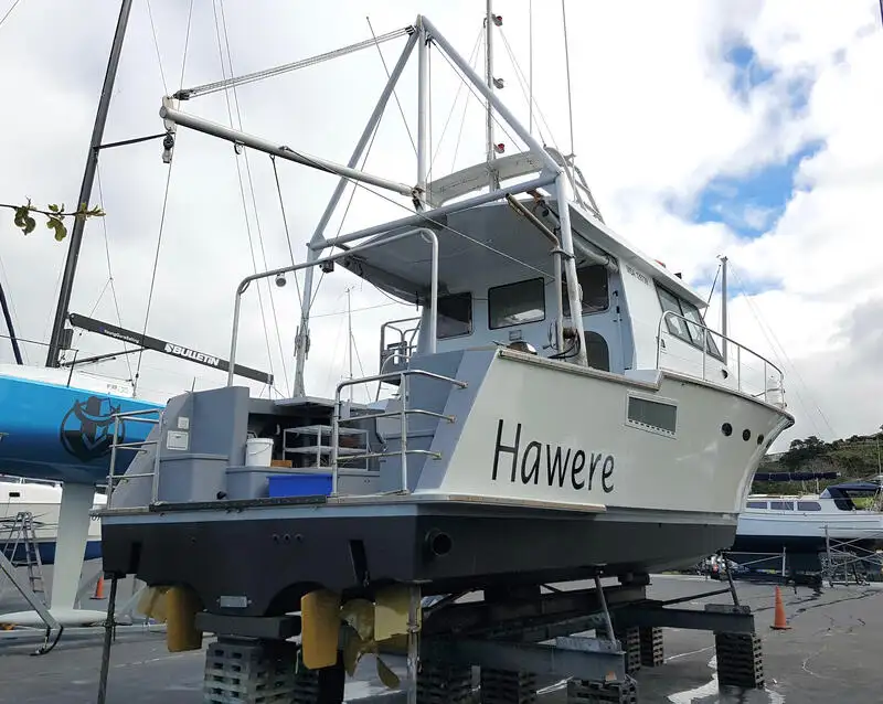 Kapal penyelidik untuk dijual