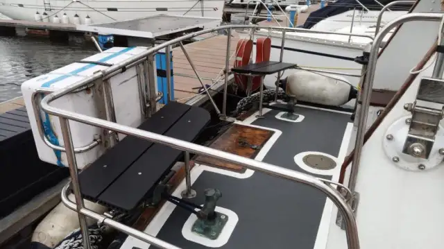Kapal pandu untuk dijual