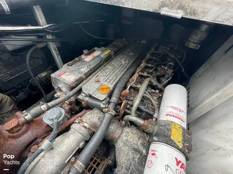 Kapal pelayaran untuk dijual