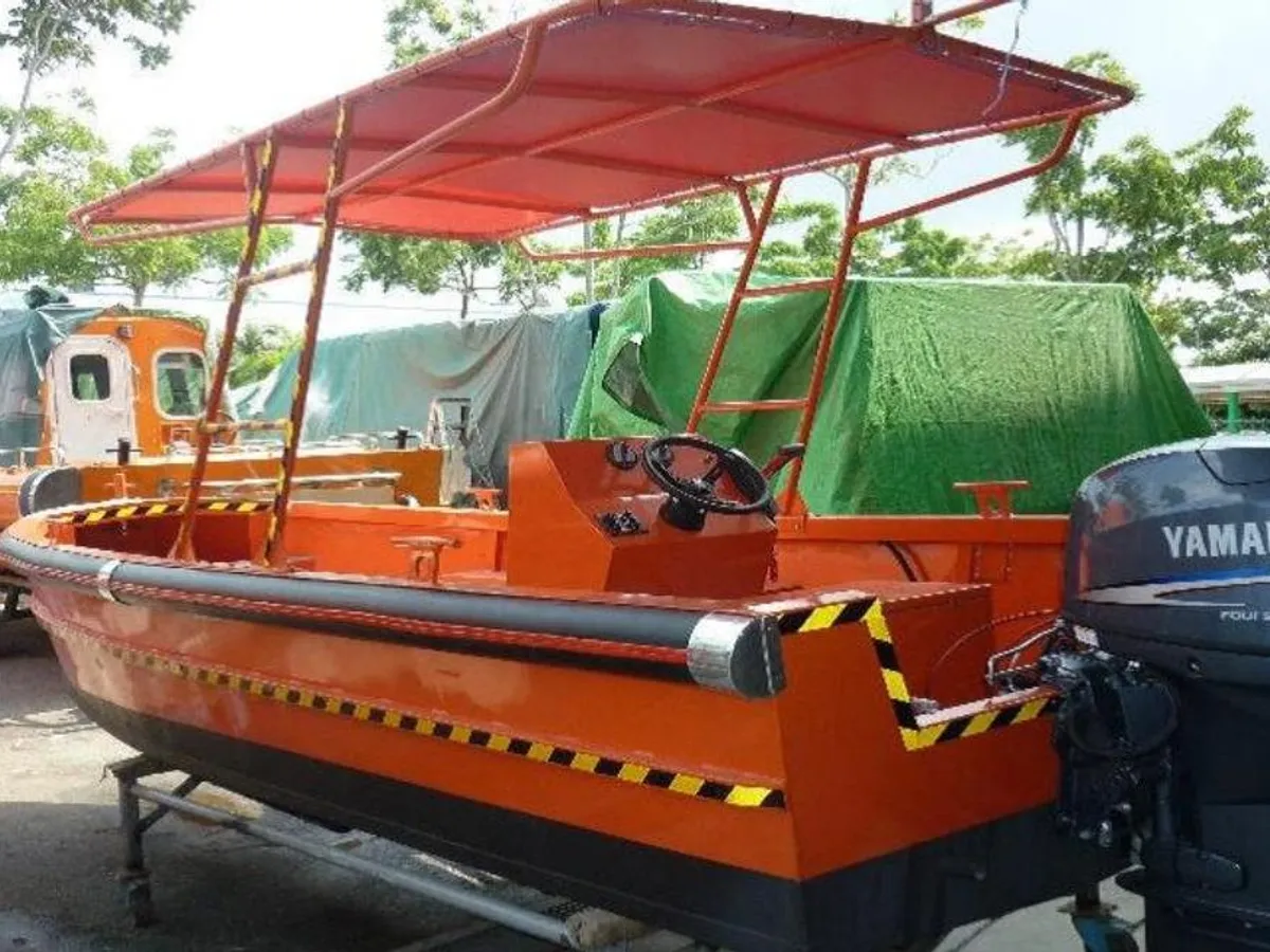 Kapal kerja untuk dijual