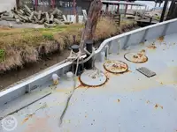 Kapal bekalan untuk dijual