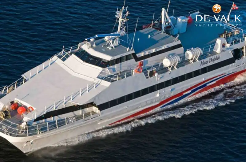 Kapal layar untuk dijual