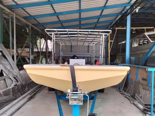 Kapal kerja untuk dijual