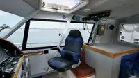 Kapal penyelidik untuk dijual