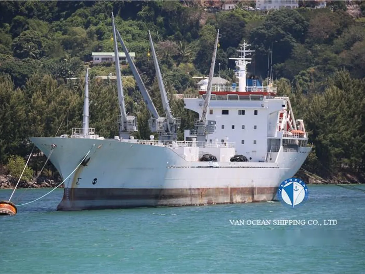 Kapal peti sejuk untuk dijual