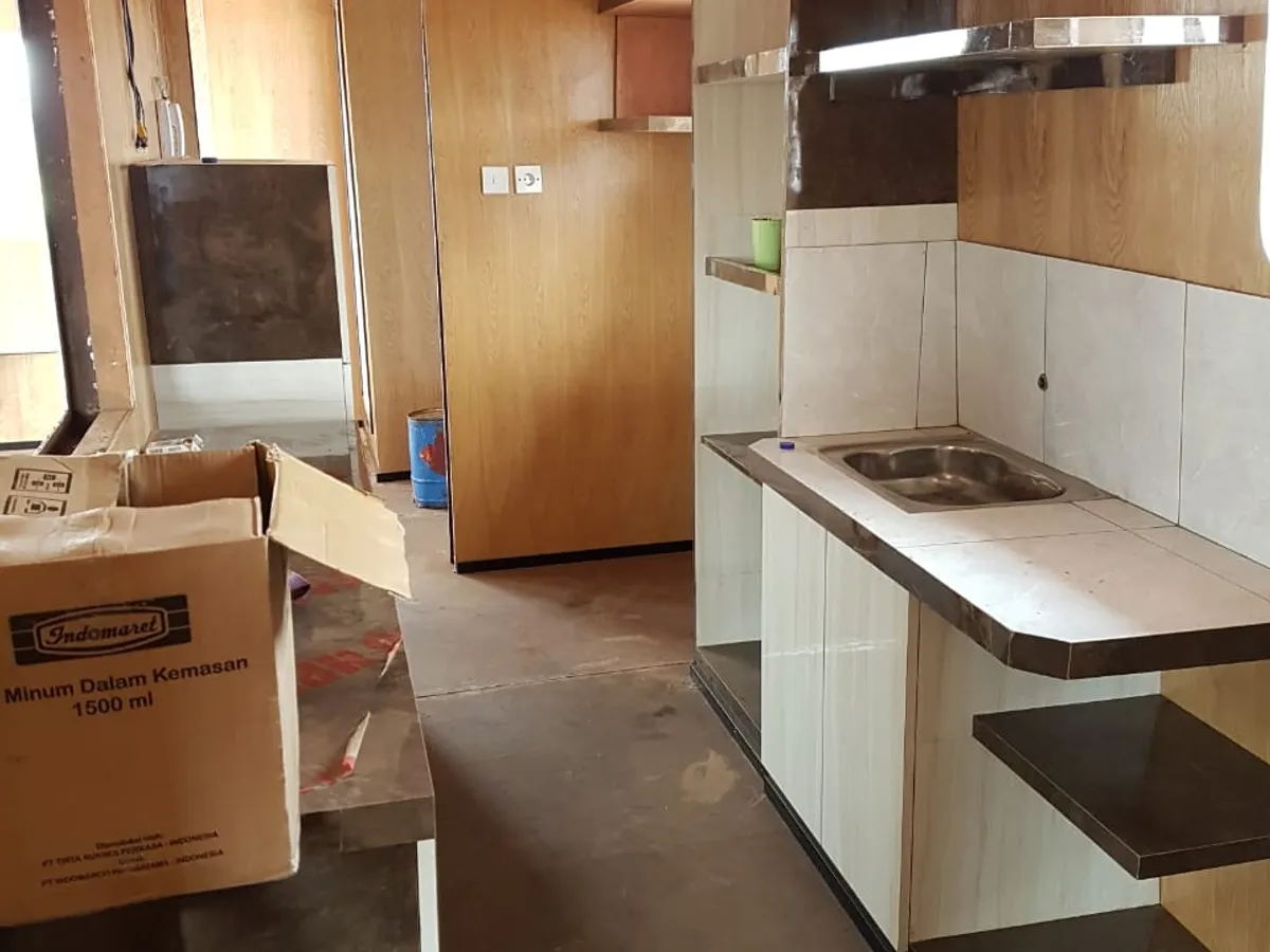 Kapal pendaratan, tangki untuk dijual