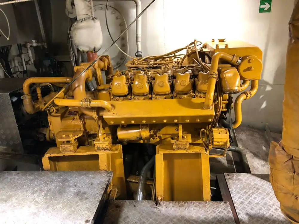 Kapal kerja untuk dijual